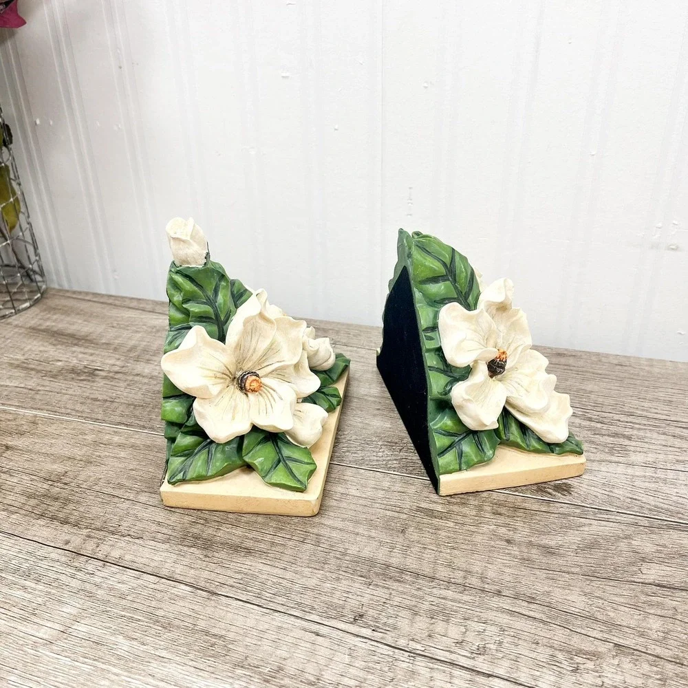 Vintage Magnolia Blossom Bookends: Floral Bookshelf Decor